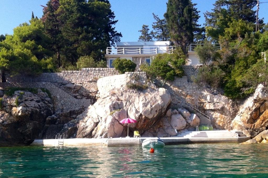 Beach House On The Cliff Zaton  Eksteriør billede
